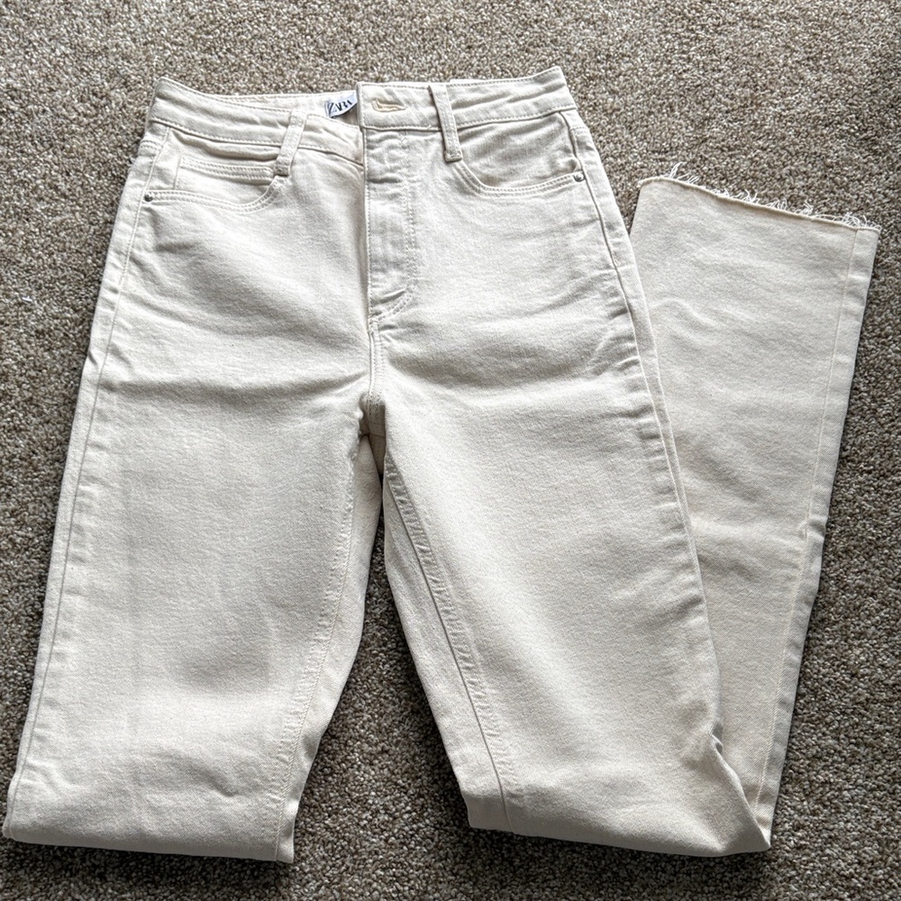 Zara Cream Straight-Leg Jeans